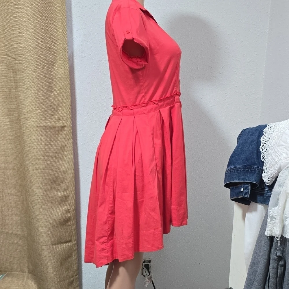Elegant Coral Button-Up Dress - Picture 8 of 9